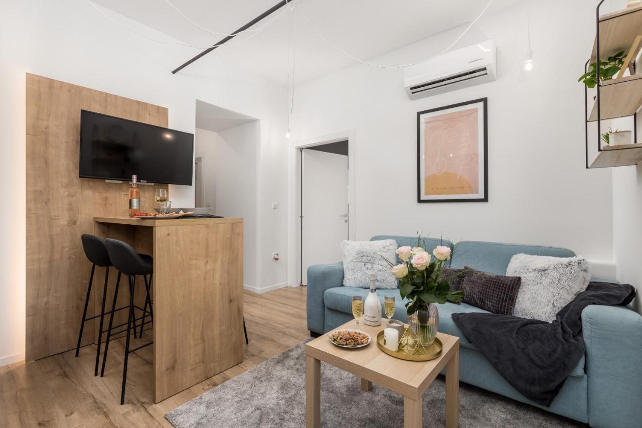 Saint Vitus Apartments With Balcony 리예카 외부 사진